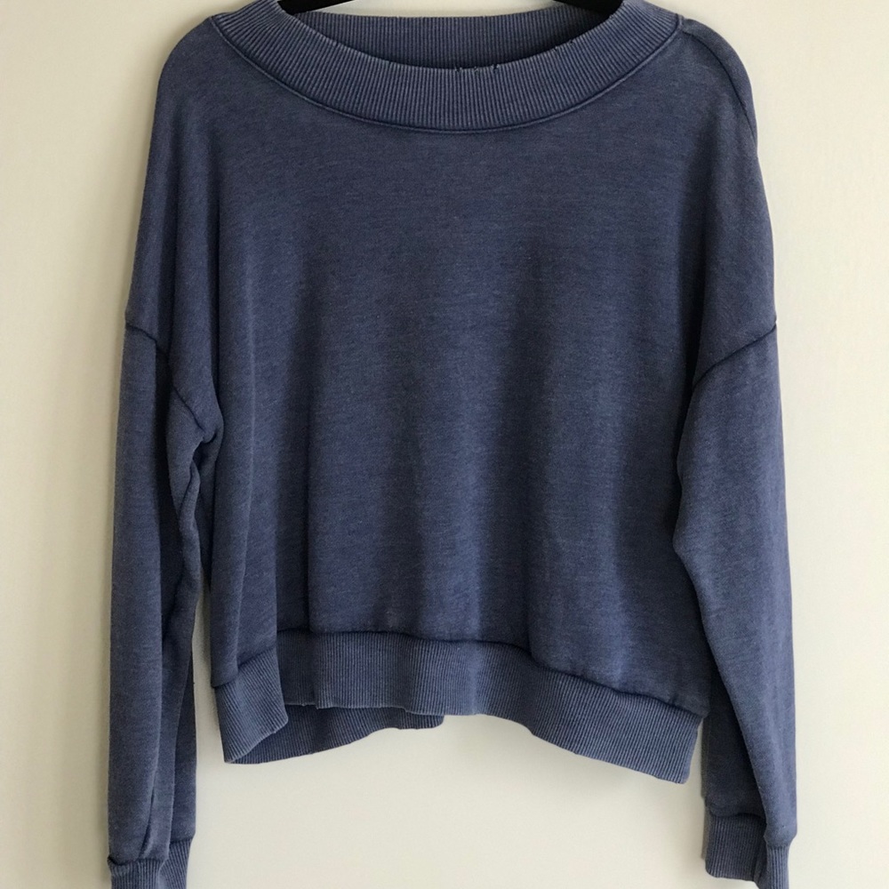 Crew neck